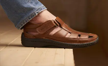 Footwear Artificial Leather in Gurgaon & Delhi/NCR, India